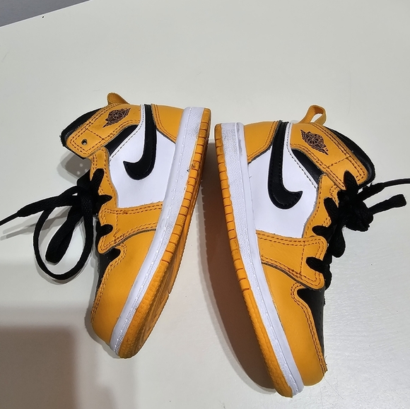 Nike Jordan 1 Mid Taxi (TD) 640735 701 Kid's Size 8C Black/White - Picture 9 of 12